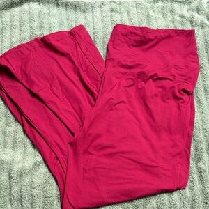 Red High-Waisted Leggings